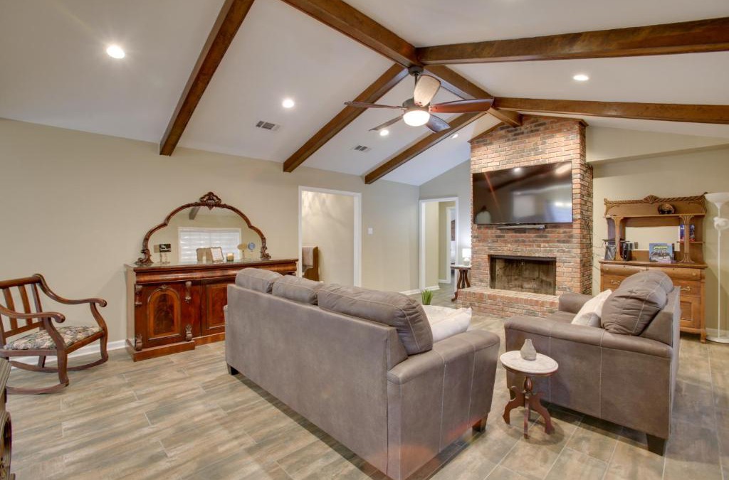Broadmoor House | Spacious Baton Rouge Home Rental 12 Mi to LSU!