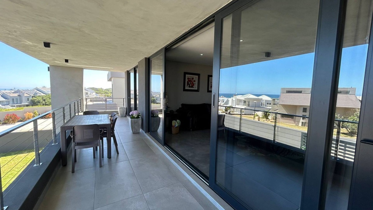 Bothastrand Apartment | Spacious Beach Breakaway