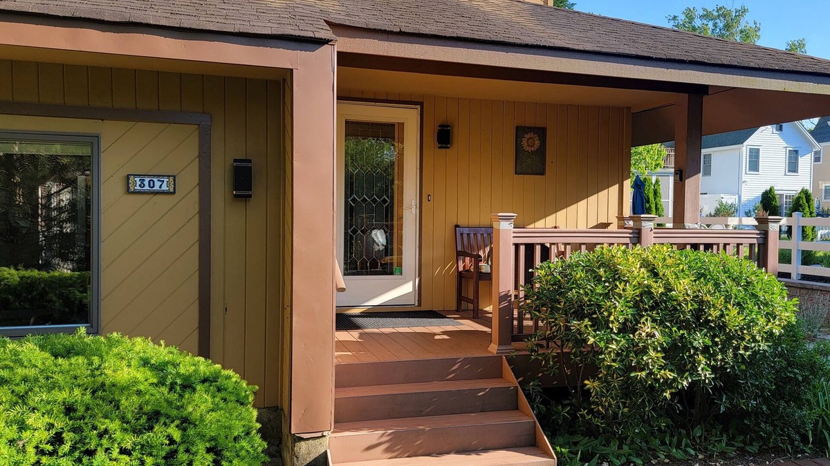 Cape May Point House | Spacious Beach House Retreat, 1 1/2 Blocks From Ocean!