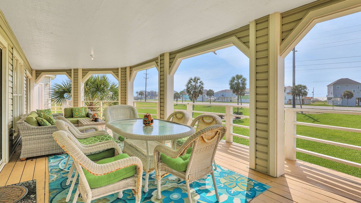 Indian Beach House | Spacious beach home with full kitchen, washer/dryer, big balcony & great views