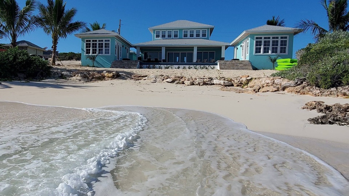 Rokers Point House | SPACIOUS BEACHFRONT HOME! A vacation to treasure! Sandy beach, pool, hot tub.