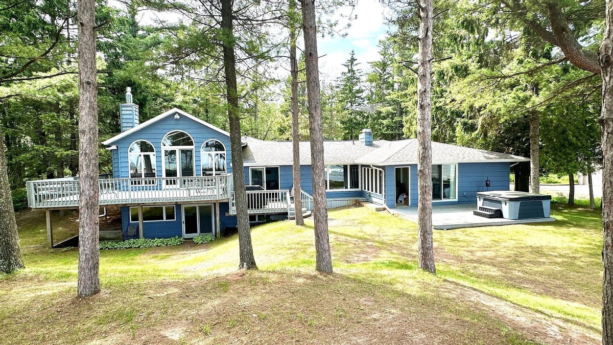 Two Rivers House | Spacious beachfront home, un-paralleled location, 5 bedroom, 3 bath & game room