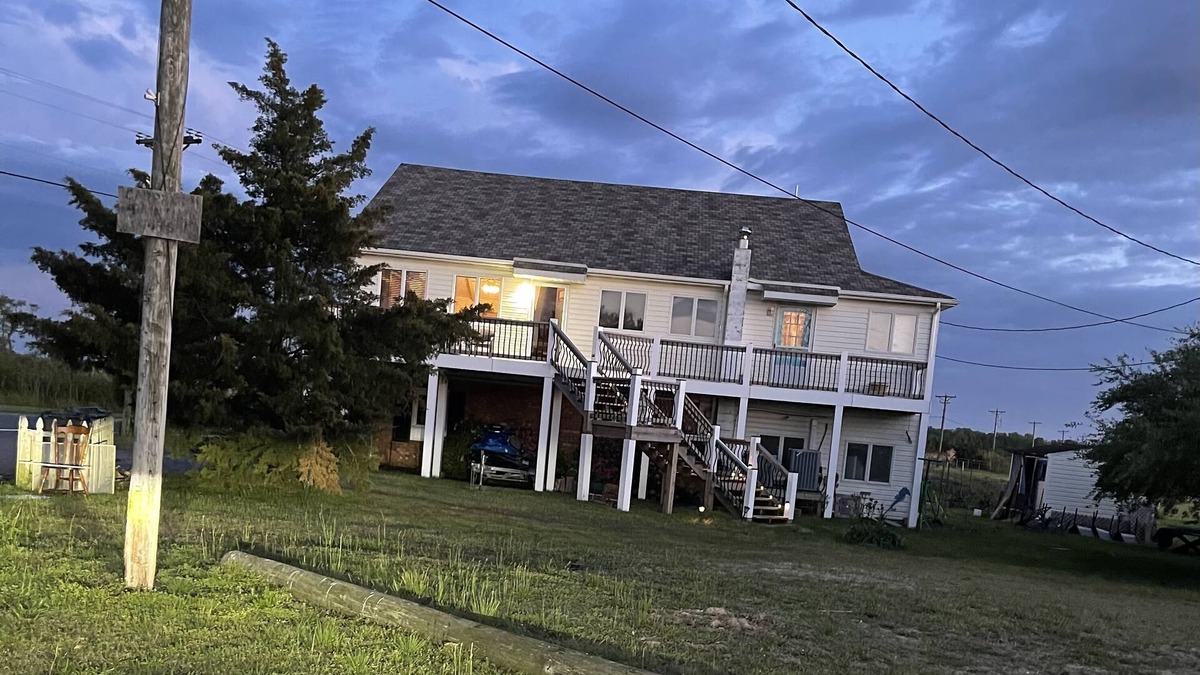 Slaughter Beach House | Spacious beachhouse steps to the beach. Quiet & private.
