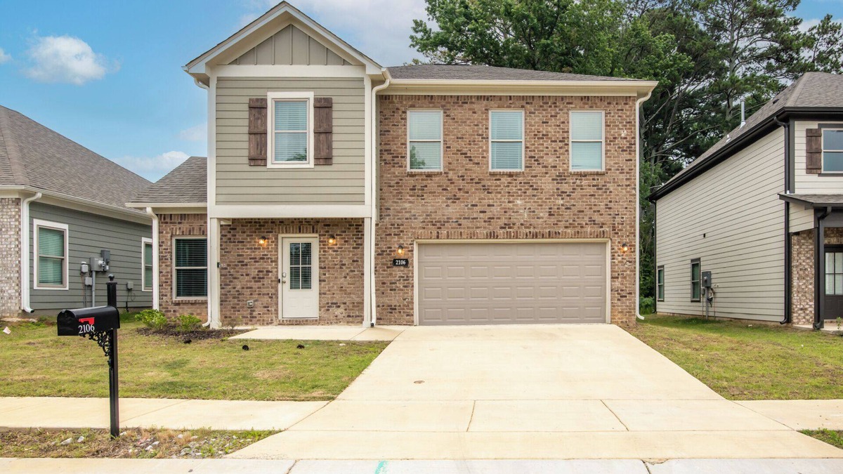 Cullman House | Spacious Brand New 5 Bedroom Home in Cullman