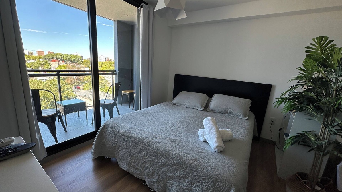 Montevideo Apartment | Spacious Brand New Studio Apartment near WTC.nFitness room, Ultra Fast WiFi, AC