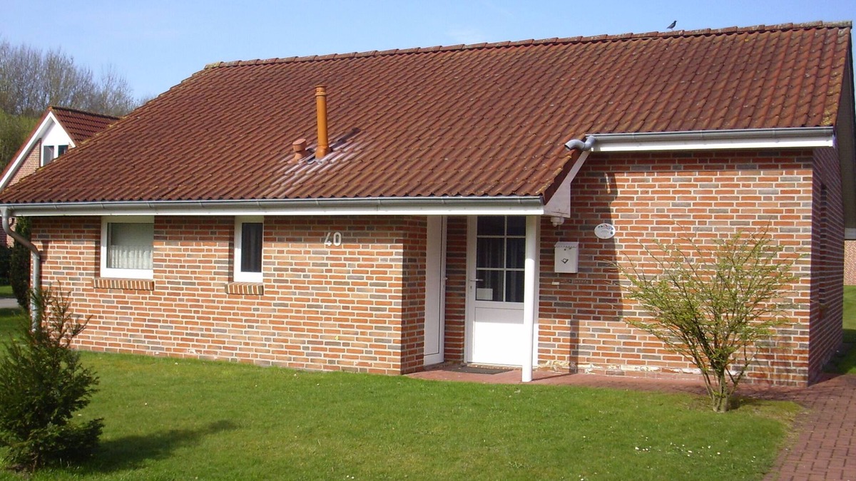 Papenburg House | Spacious, bright ground-floor bungalow for 4 people on 62 square meters of living space.