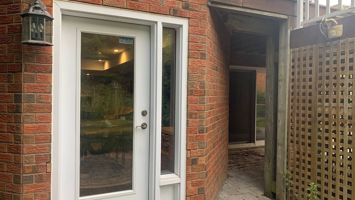 Port Hope House | Spacious bright walk-out basement apartment in Port Hope, near GTA, Peterborough
