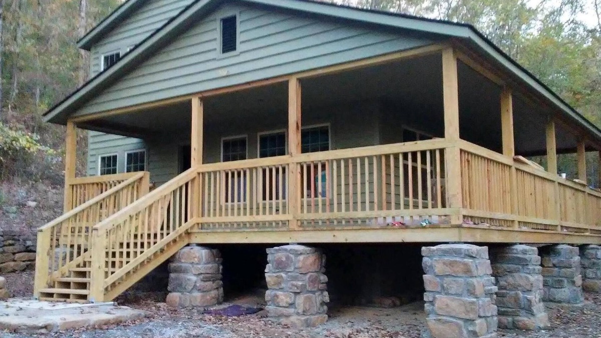 Ozark House | Spacious cabin 3bedrooms and 2 baths. 2 miles to Mill Creek OHV/ATV trailhead and half mile to the Mulberry River at Cass Arkansas. Get 10% per night book 5 days or more.