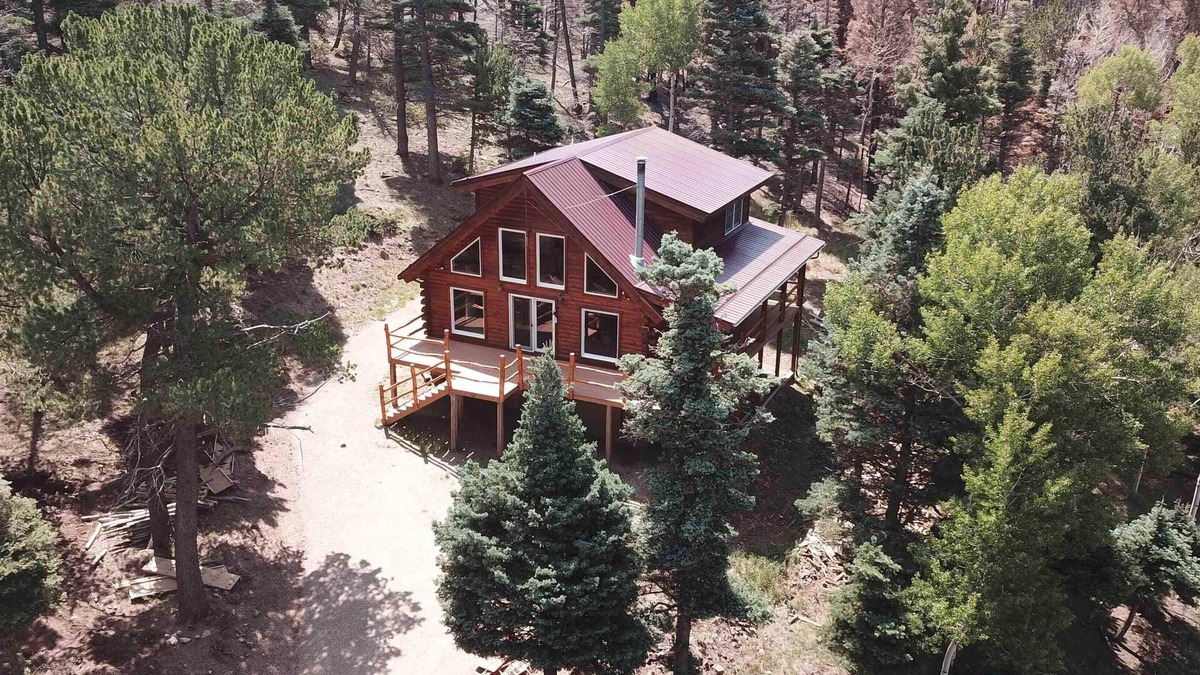 Fort Garland Cabin | Spacious cabin in gated community.
