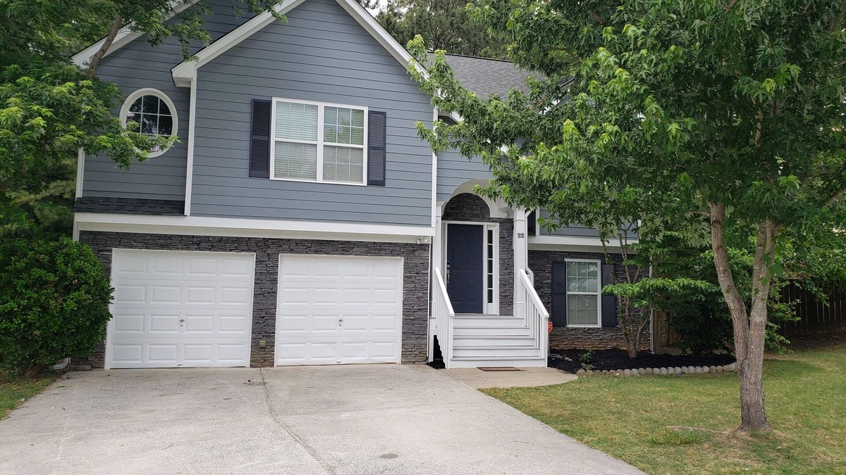 Cartersville House | SPACIOUS Cartersville HOME that SLEEPS UP TO 13 PEOPLE and 12 min. to Lakepoint!