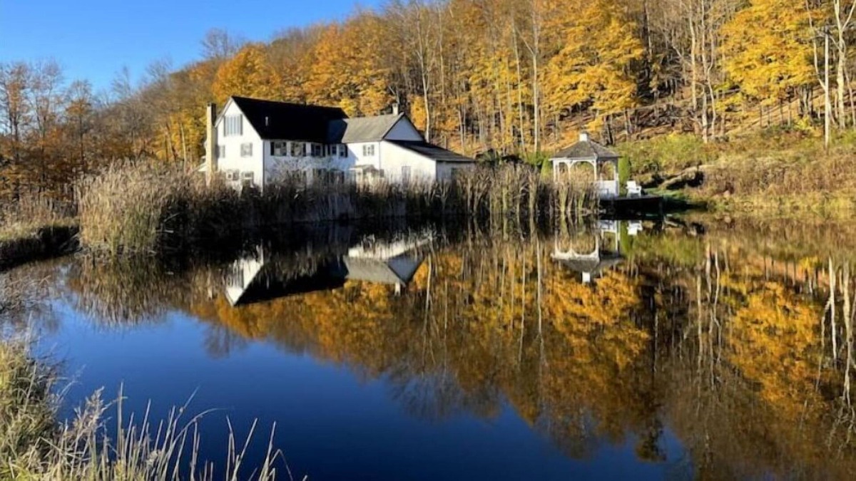 Roscoe House | Spacious Catskills Farmhouse w/Private Pond
