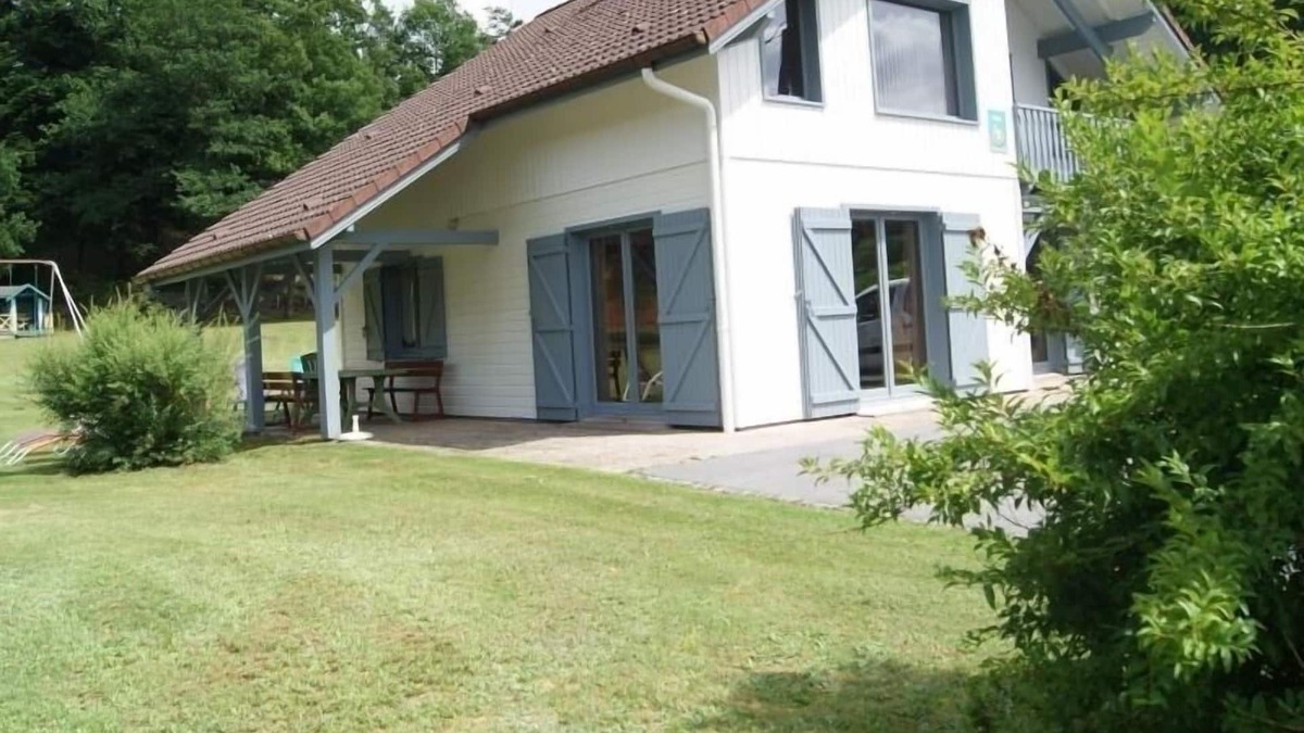 Gerbamont Cottage | Spacious Chalet with Fireplace, Forest Access, and Outdoor Activities near Gérardmer