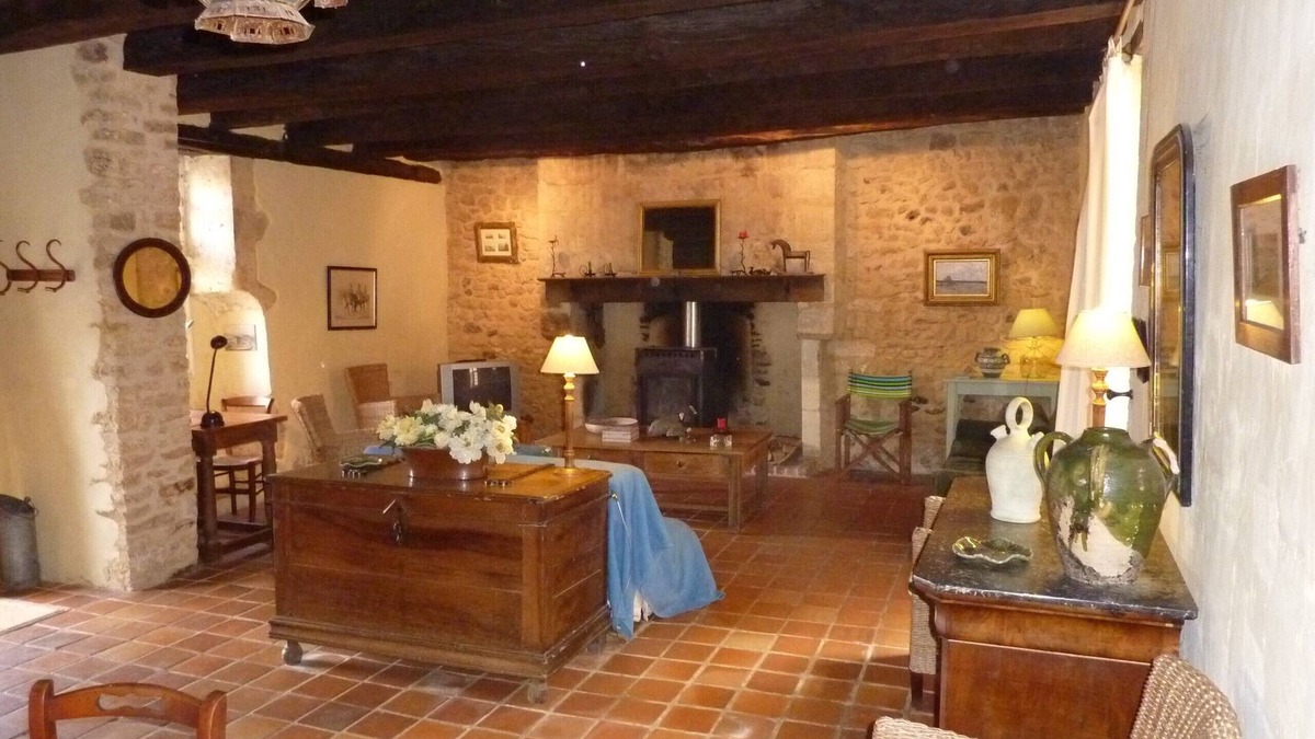 Val de Louyre et Caudeau House | Spacious character cottage with pool