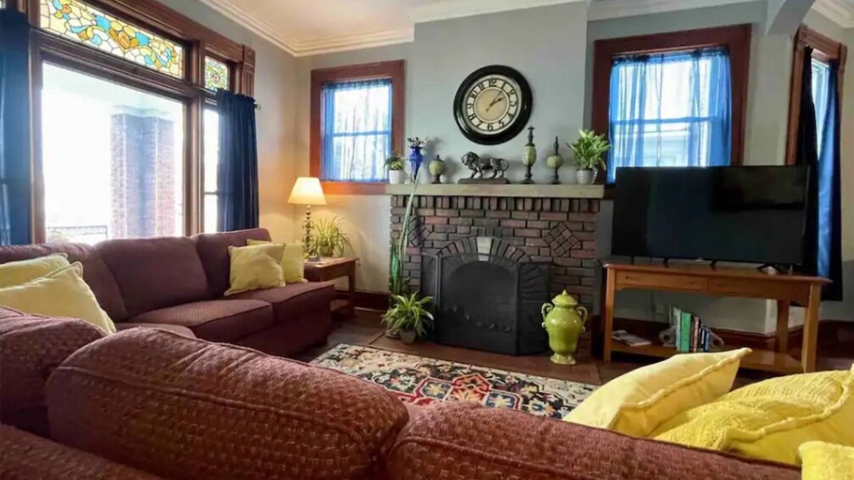Sandusky Apartment | Spacious & Charming Downtown Sandusky/Cedar Point/Lake Erie/Kalahari