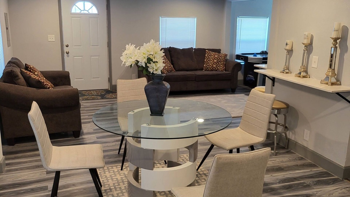 Tulsa House | Spacious Cheerful 1-Bedroom Residential Home