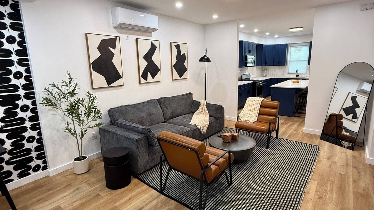 Bedford Park House | Spacious Chic 4-bedroom house in the brilliant Bronx near Montefiore hospital