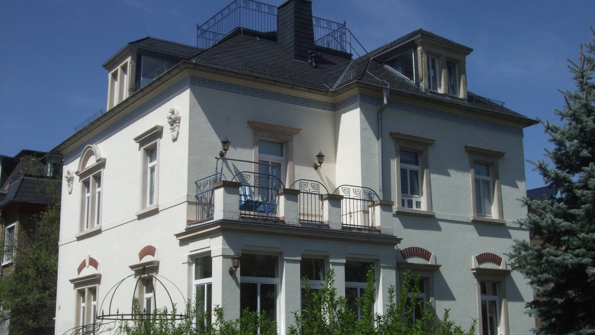 Radebeul Villa | Spacious, child-friendly apartment with a great roof terrace