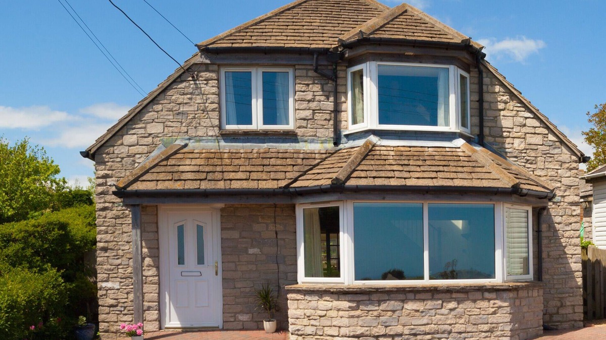 Worth Matravers House | Spacious Coastal House with Stunning Sea Views N Near Sea & Sandy Beaches