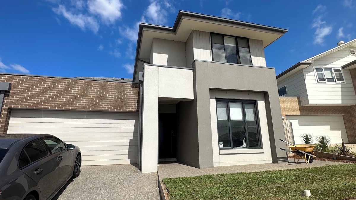 Mount Duneed House | Spacious Coastal Oasis - 10 min to Torquay, 10 min to Geelong !
