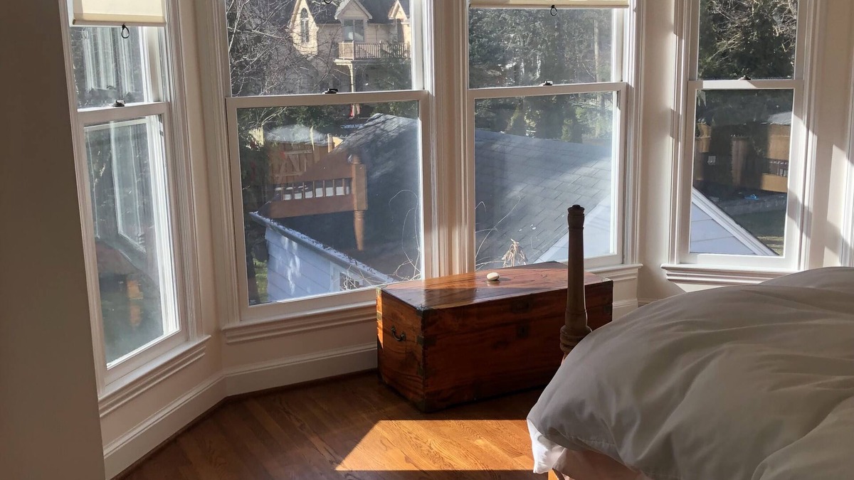 Chevy Chase House | Spacious comfortable house in Chevy Chase MD close to DC and everything!