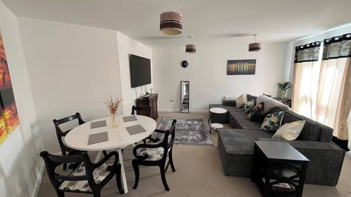 Darley Abbey Apartment | Spacious Comfortable Central Derby 2-Bed Apartment