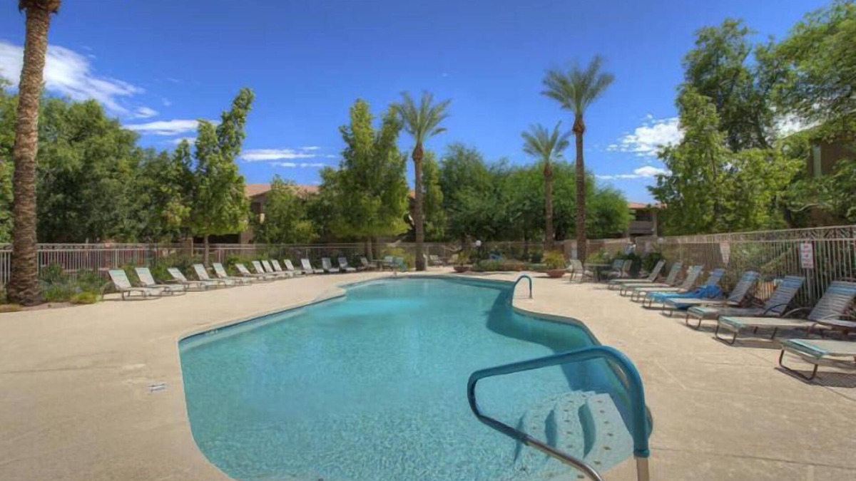 Chandler Condo | Spacious Condo! 2 Master Suites! Close to Everything
