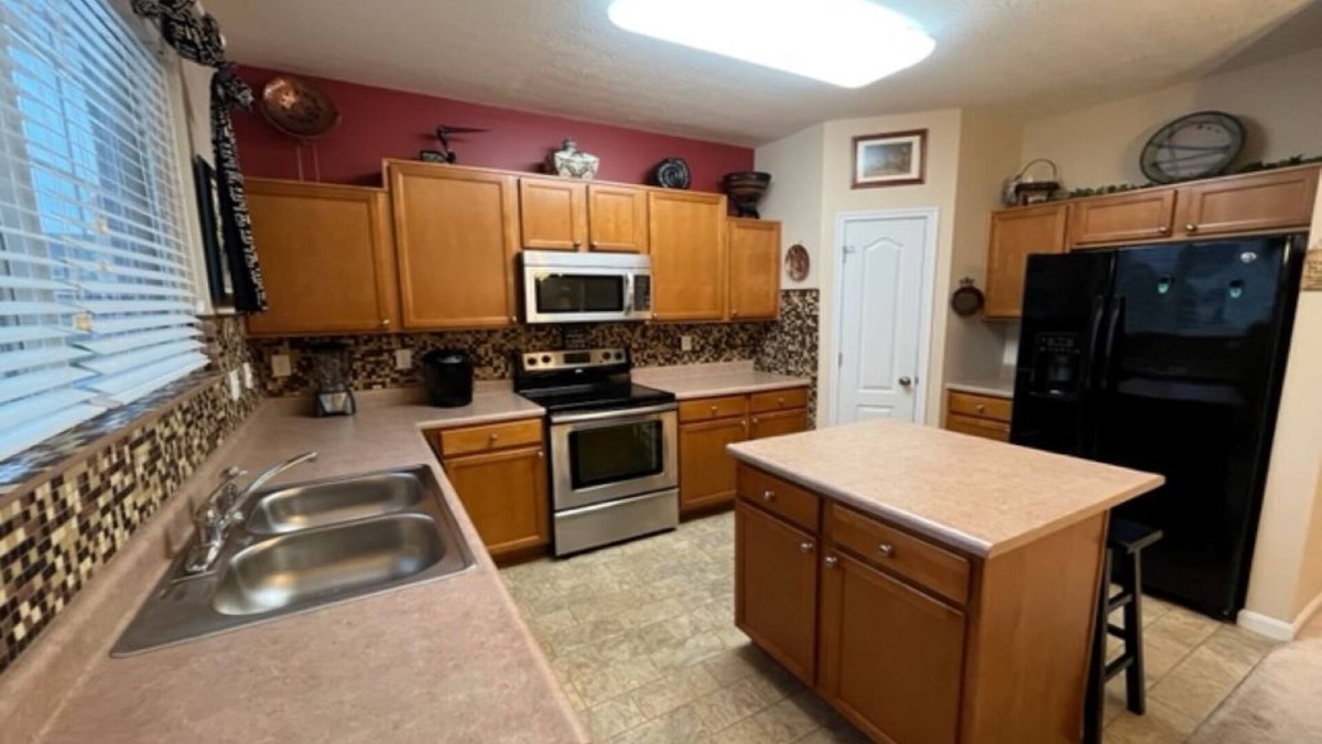 Roselawn Finance Condo | Spacious Condo in Cincinnati