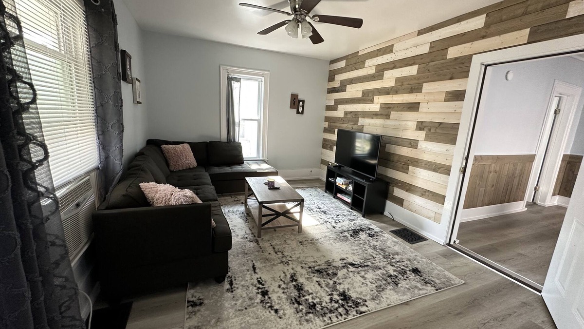 Cortland House | Spacious Cortland Home