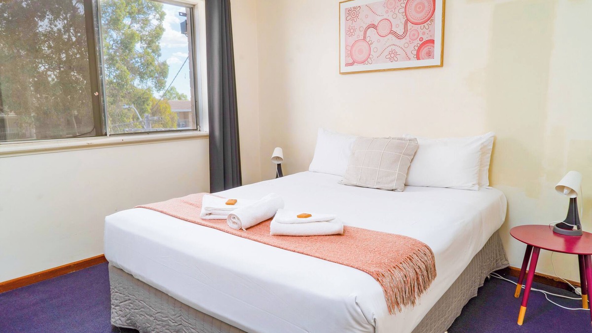 Perth Apartment | Spacious & Cosy Self-Contained Apartmentn