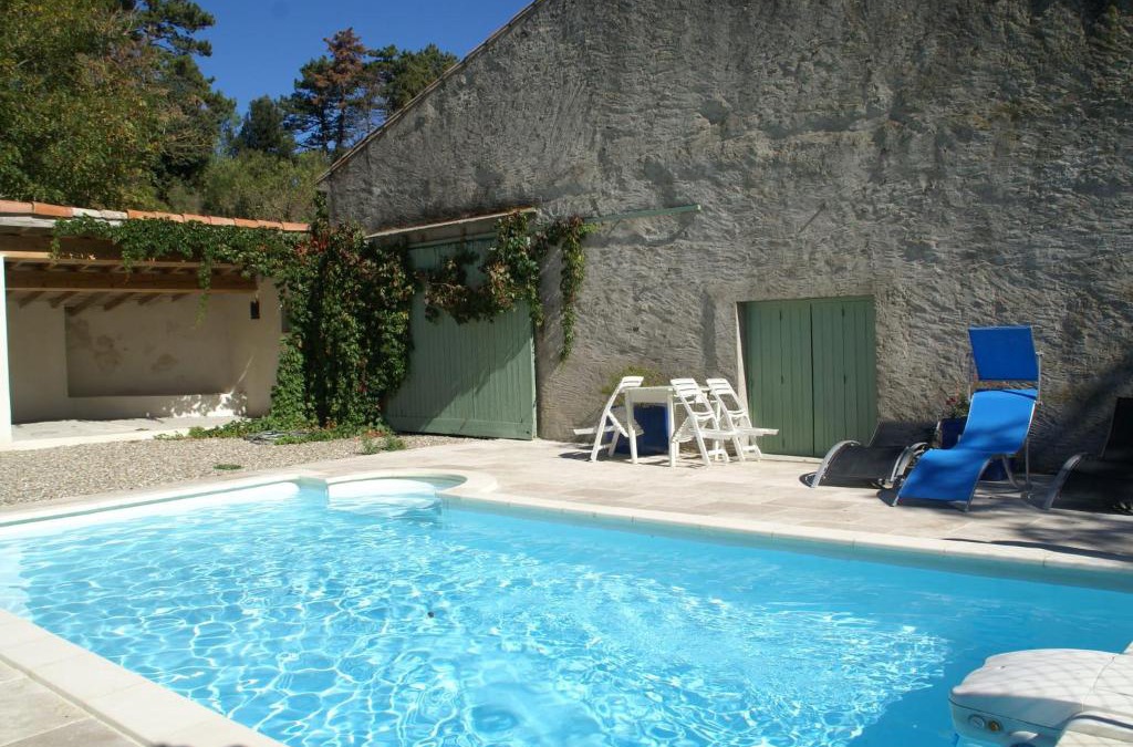 Gaja-et-Villedieu House | Spacious Cottage on Vineyard in Gaja-et-Villedieu