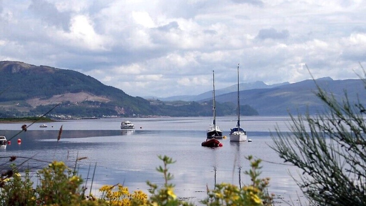 Furnace Cottage | Spacious cottage with stunning views of Loch Fyne