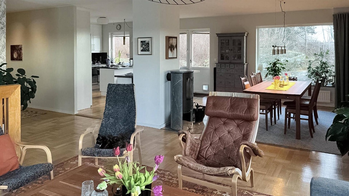 Tyreso House | Spacious cottage with sauna by the lake Drevviken on the peninsula, Södertörn