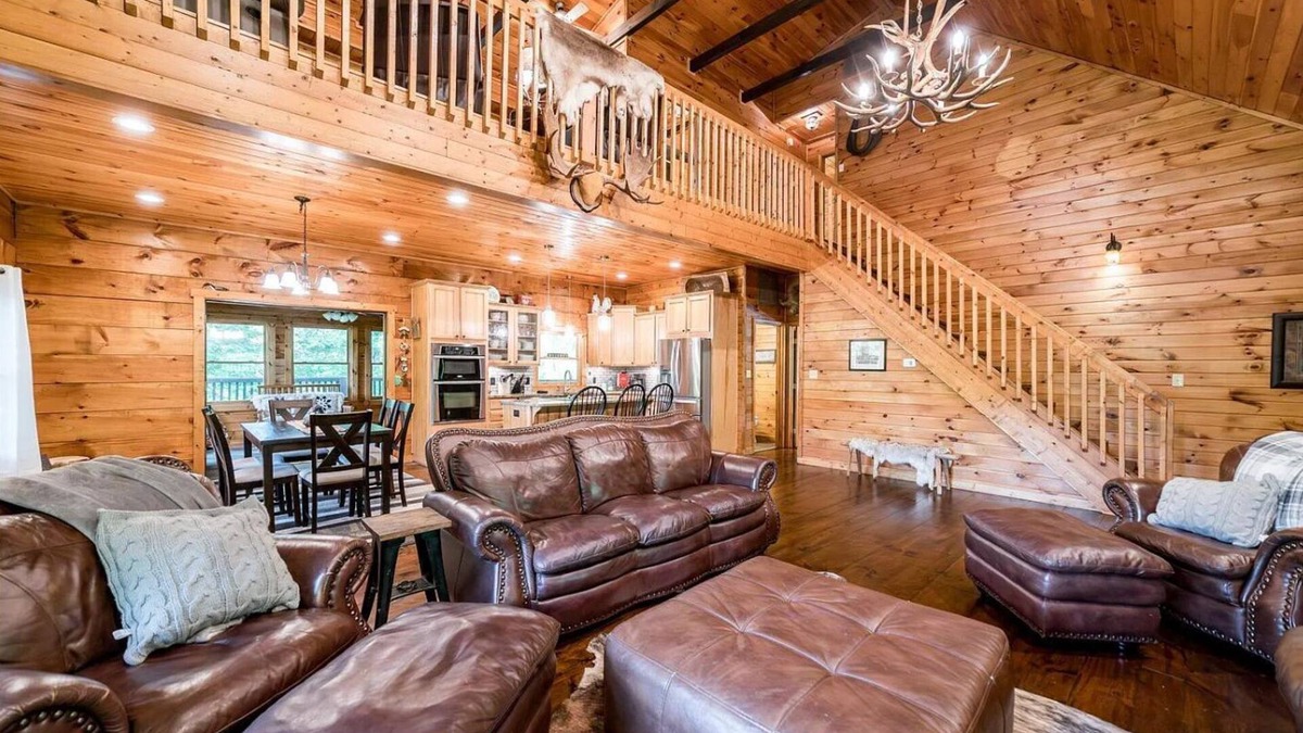 Goode House | Spacious Country Home near Lynchburg