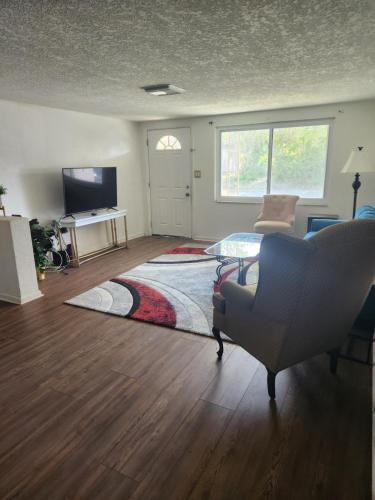 Regency Park House | Spacious cozy 3 bedroom waterfront house at port Richey