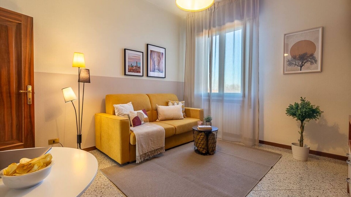 San Donato Apartment | Spacious, cozy and close to Bologna station for families and groups