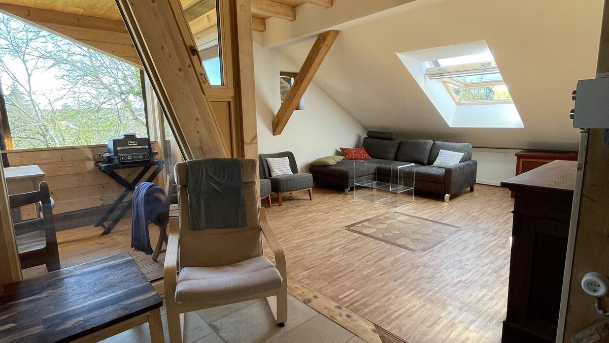 Berg Apartment | Spacious, cozy attic apartment with mountain views on 1.5 floors