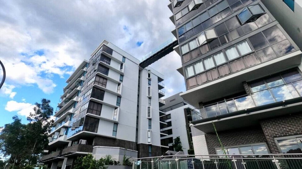 Wentworth Point Apartment | Spacious cozy2BR@close to OlympicPark free carpark