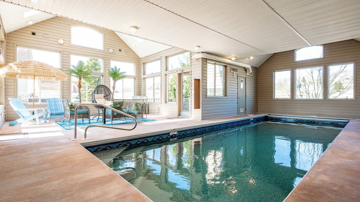 Waterfront Greens House | Spacious Dog Friendly Retreat w/Indoor Pool & Lake Access