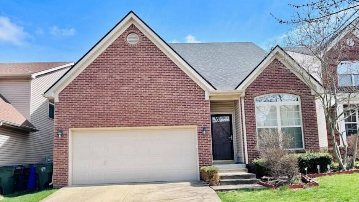 Keene House | Spacious Entire Home in Lexington, 3 BR & 2.5 BA