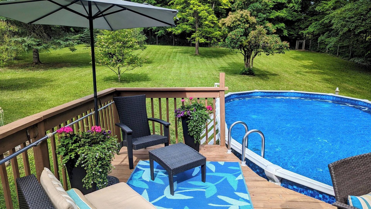 Flesherton House | Spacious Eugenia Getaway w/Pool & Walk to Lake!