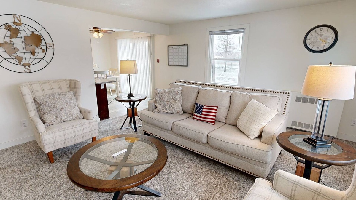 De Pere Apartment | Spacious Executive Serviced Apartment