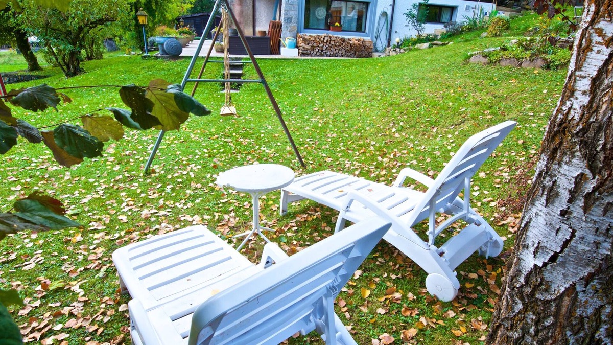 Huemoz Apartment | Spacious family chalet near Villars