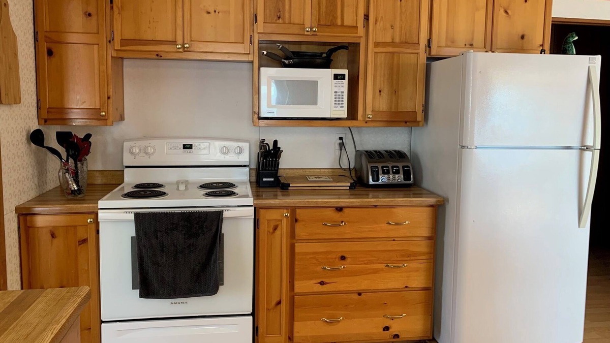 Algoma District Cottage | Spacious family cottage with huge deck on a beautiful lake. Pet friendly!