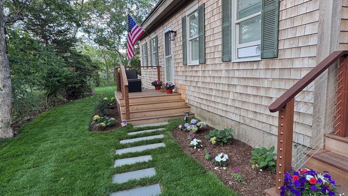 Edgartown House | Spacious, Family-Friendly Edgartown Home – 3BR, Sleeps 14, Renovated in 2025