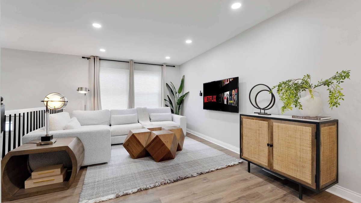 Hanover Park House | Spacious Family Getaway | LCP Collection