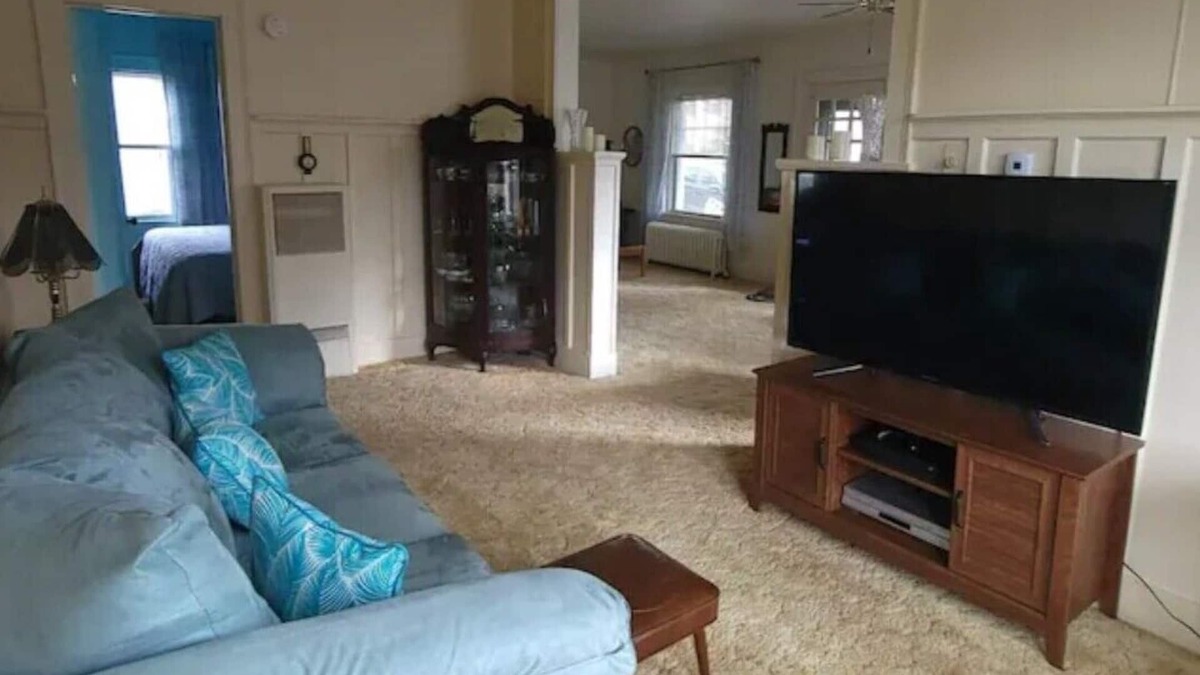 Gloversville House | Spacious Family Home