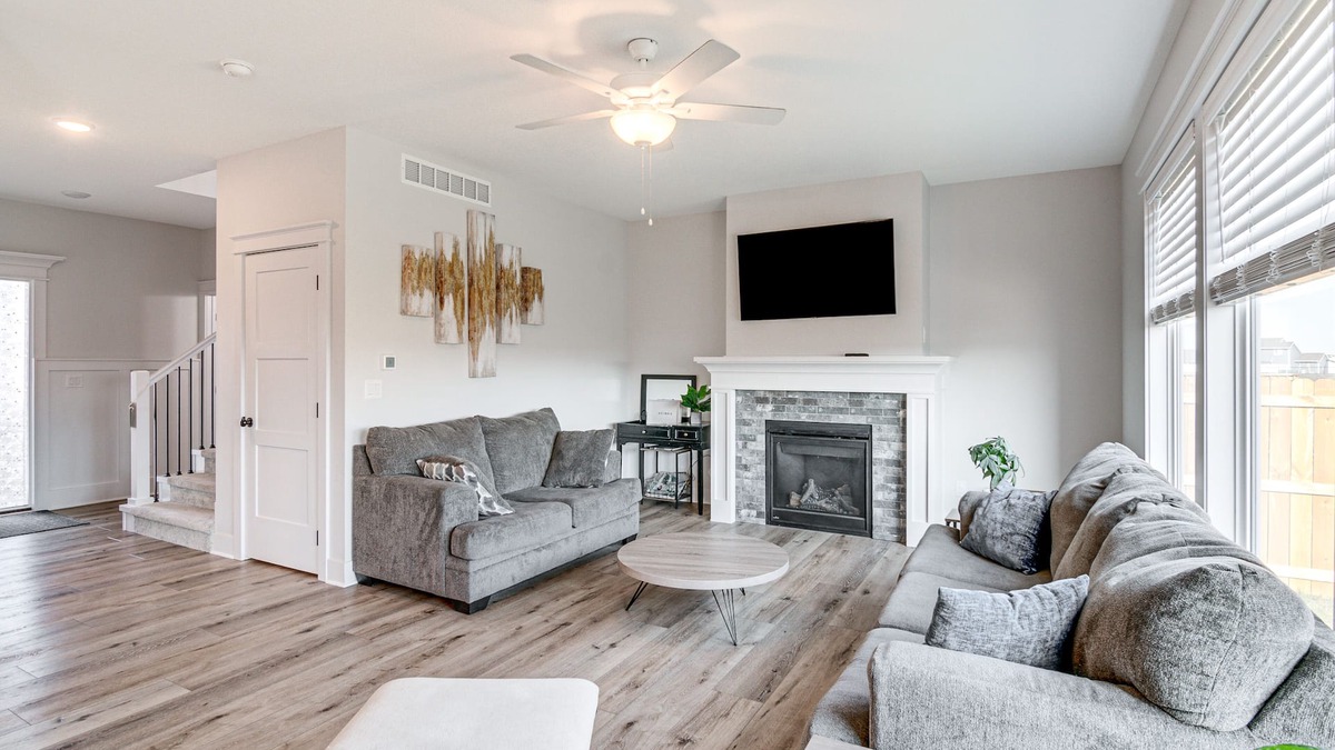 Ankeny House | Spacious Family Home ~ 13 Mi to Des Moines