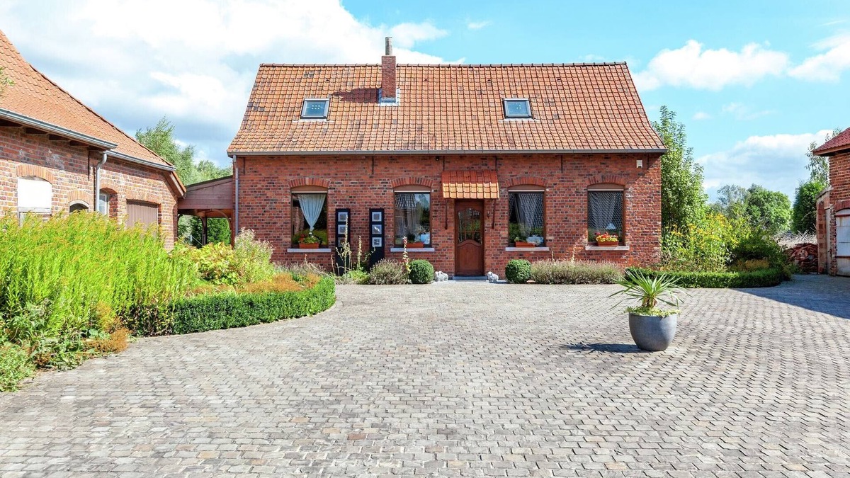 Nieuwkerke House | Spacious Family Home