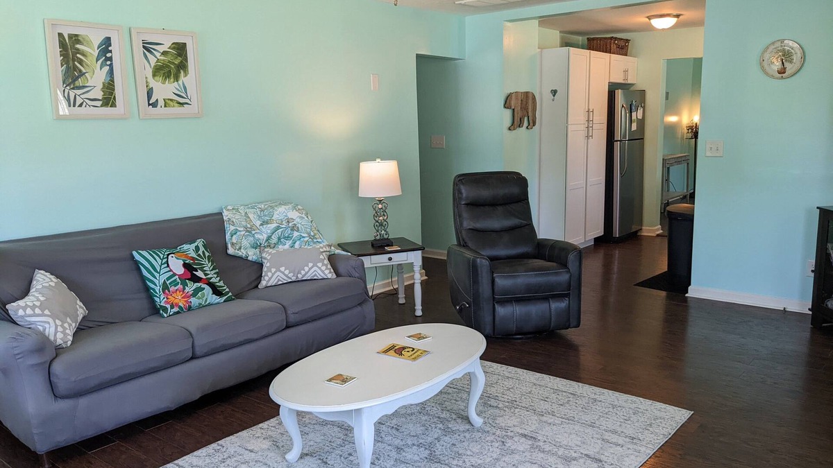 New Bern House | Spacious Family Home with Outdoor Space. One mile to downtown