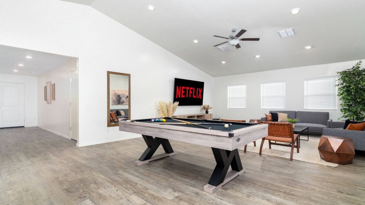 Tamaron House | *Spacious Family Oasis*Pool Table*Backyard*Garage*